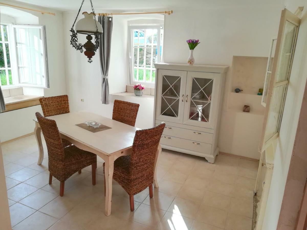 Nerezine Apartmany Centrum 외부 사진
